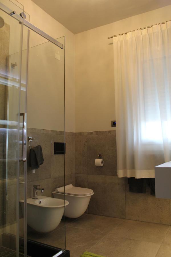 Villa Martina Luxury Rooms Desenzano del Garda Luaran gambar