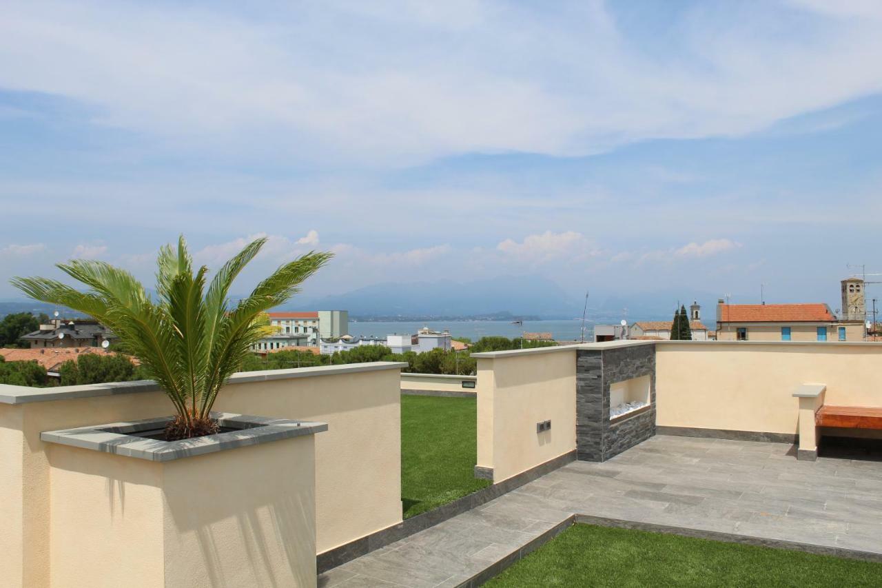 Villa Martina Luxury Rooms Desenzano del Garda Luaran gambar