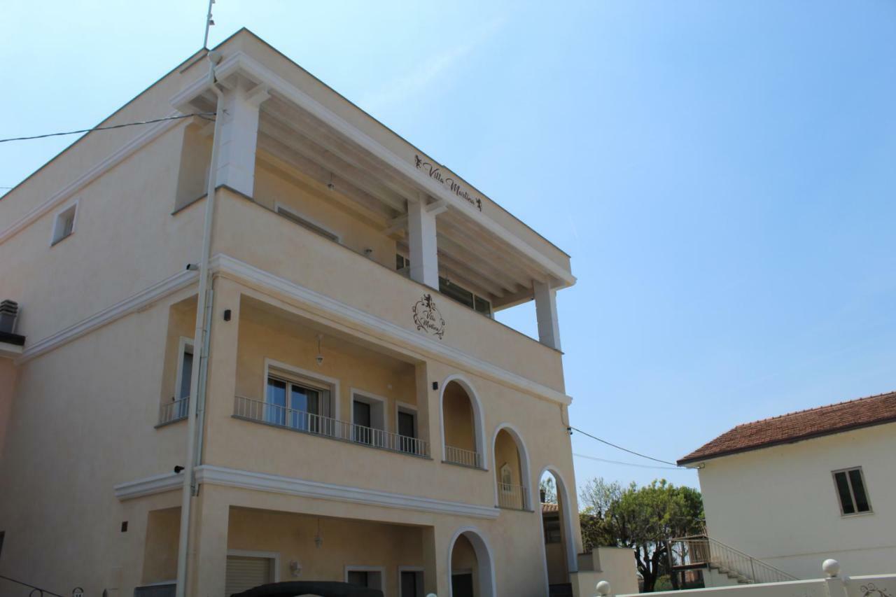 Villa Martina Luxury Rooms Desenzano del Garda Luaran gambar